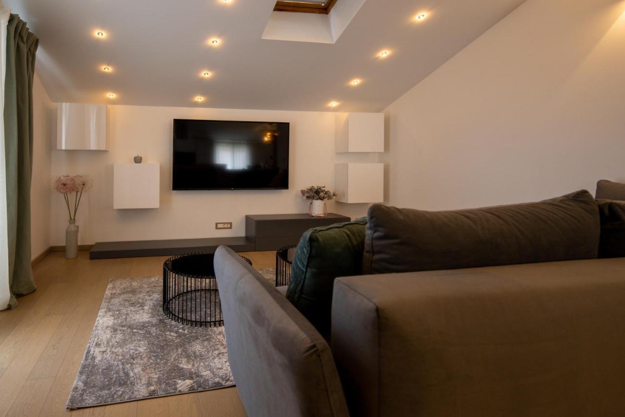 Lumaja Luxury Apartman Biograd Na Moru Ngoại thất bức ảnh