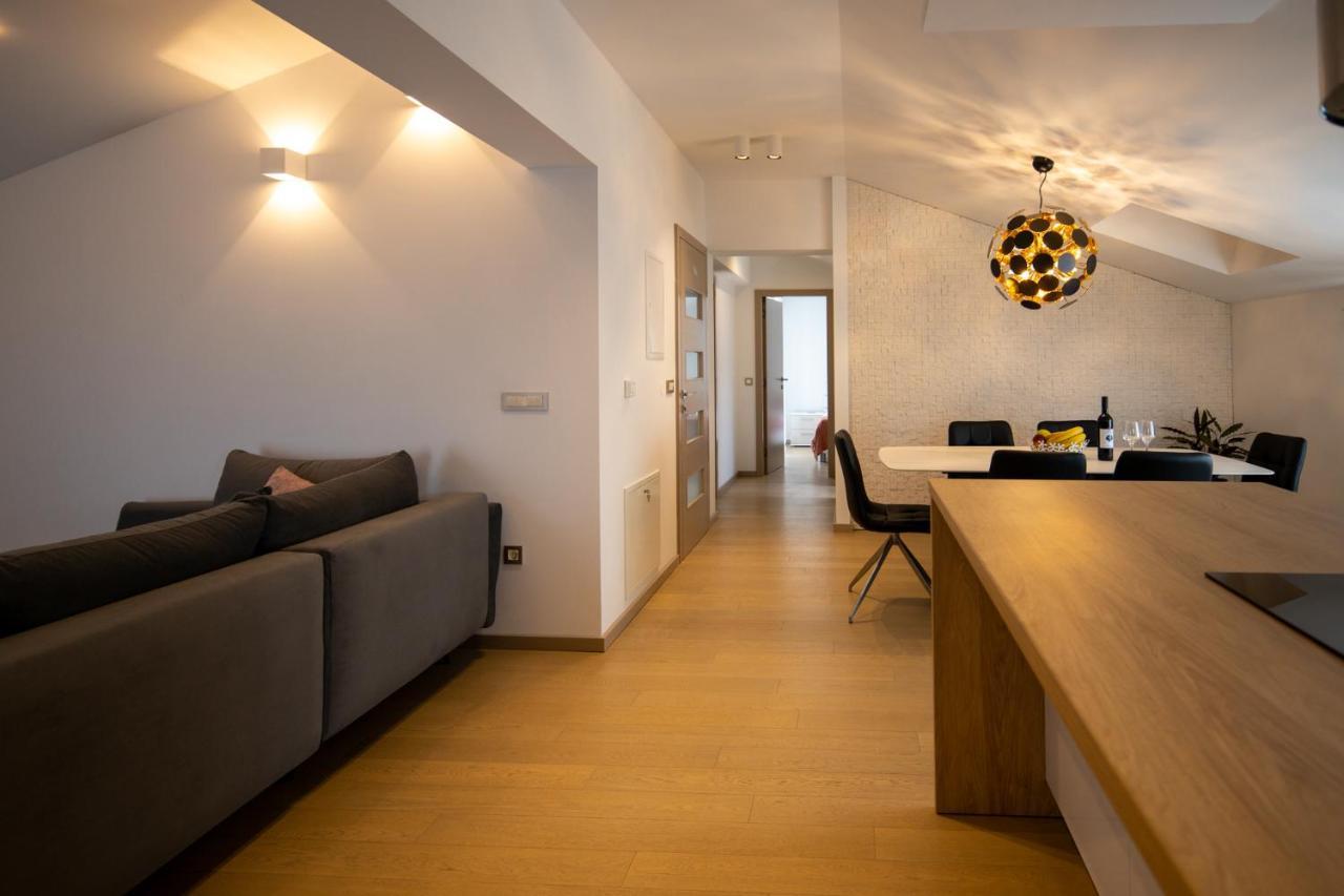 Lumaja Luxury Apartman Biograd Na Moru Ngoại thất bức ảnh