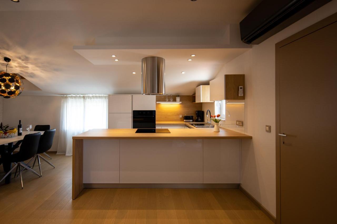 Lumaja Luxury Apartman Biograd Na Moru Ngoại thất bức ảnh