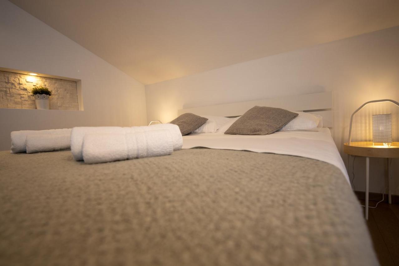 Lumaja Luxury Apartman Biograd Na Moru Ngoại thất bức ảnh