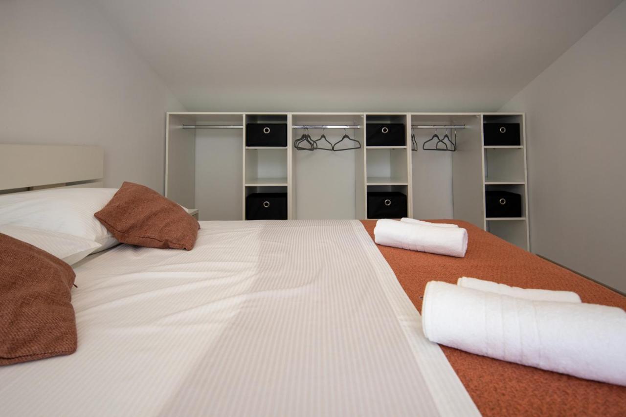 Lumaja Luxury Apartman Biograd Na Moru Ngoại thất bức ảnh