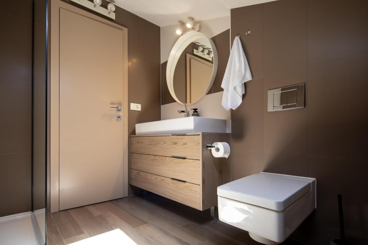 Lumaja Luxury Apartman Biograd Na Moru Ngoại thất bức ảnh